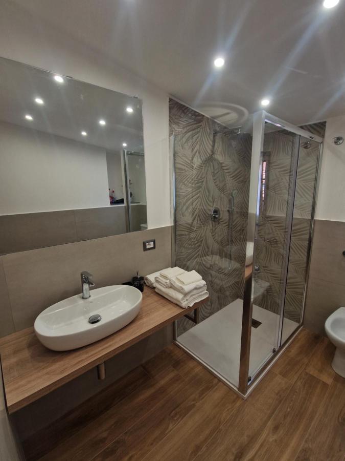 Angel House Oasi Apartment คาตาเนีย ภายนอก รูปภาพ